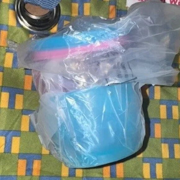 Tupperware Snack Cups - Imported! - Picture 5 of 6